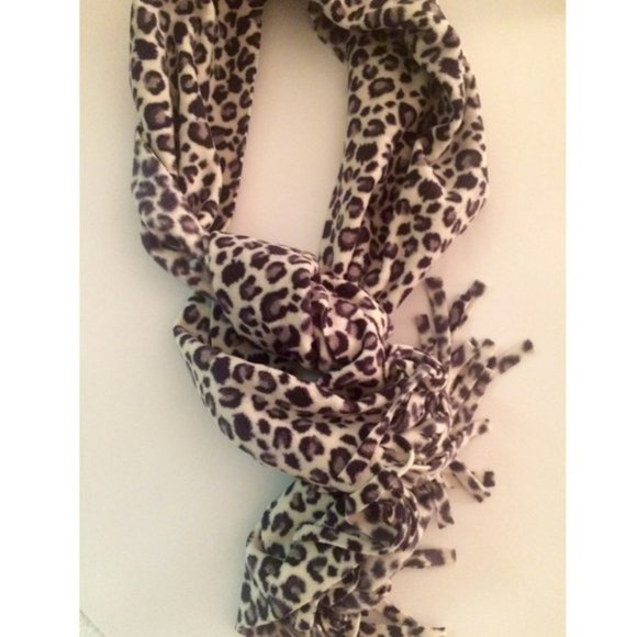 Leopard Print Scarf - Picture 1 of 5